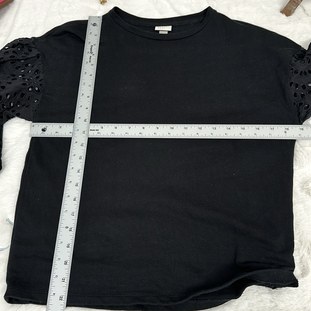 A New Day Eyelet Blouse Size Small Business Office Classy Top Cut out 3/4 Sleeve - Picture 6 of 7